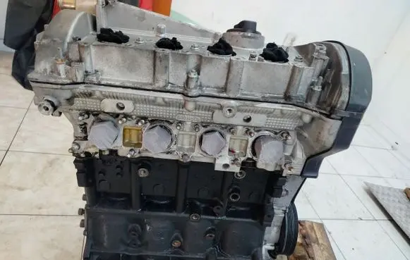 Audi A4 S4 B7 8E 8H Engine SILNIKBFB