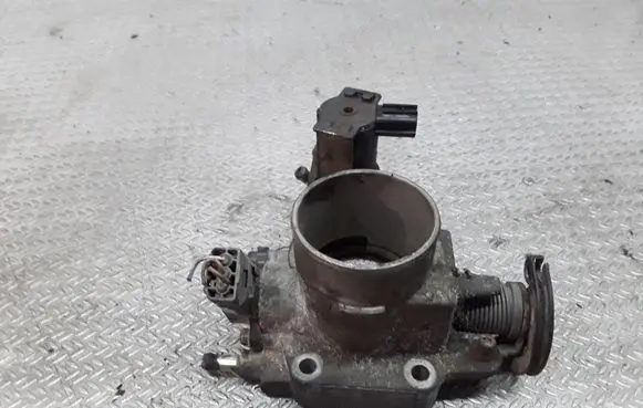 Mazda 626 Throttle valve