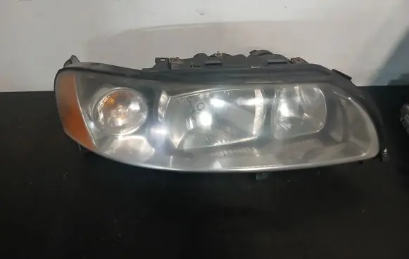 Volvo S60 Headlight/headlamp 89902387