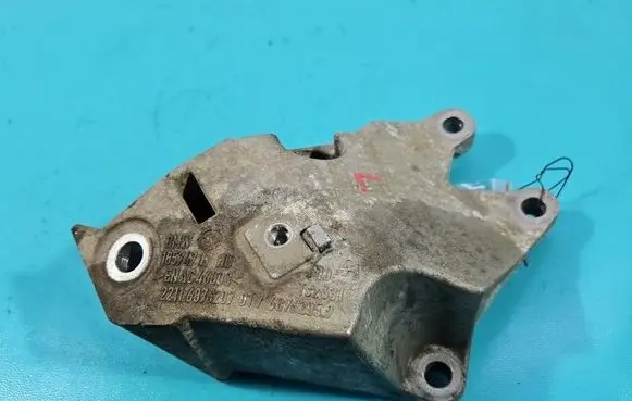 BMW 3 G20 G21 Engine mounting bracket 6876207 IMPRK1589114
