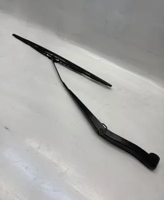 Subaru Outback Front wiper blade arm A6692LD