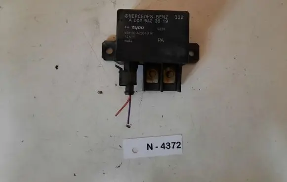 Mercedes-Benz E W211 Other control units/modules 0025423819