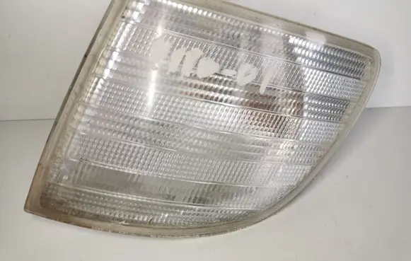 Mercedes-Benz Vito Viano W638 Front indicator light