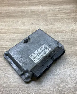Opel Zafira A Engine control unit/module ECU 24417169 0281010268