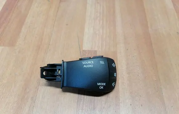Renault Espace V (RFC) Head unit multimedia control 255520229R
