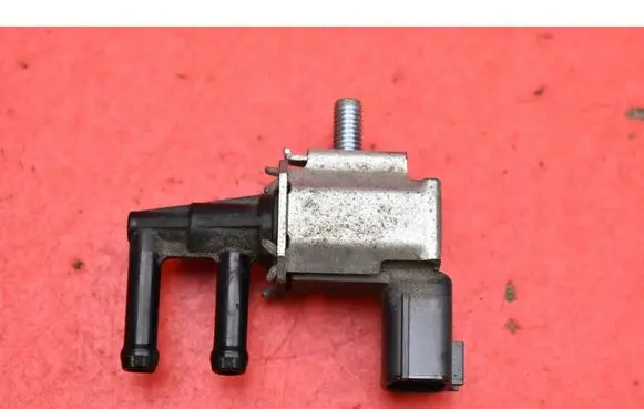 Nissan Micra Vacuum valve K5T48474