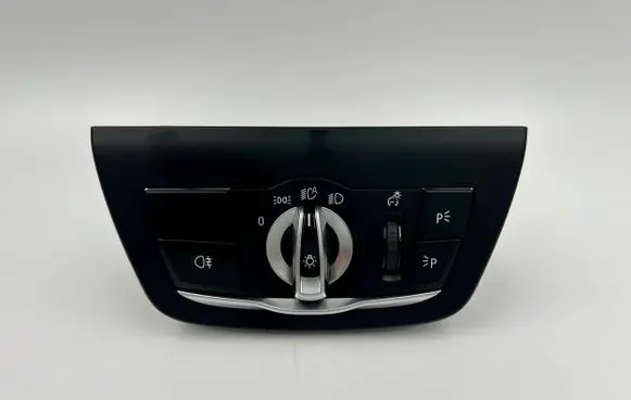 BMW X4 G02 Light switch 5A67870 29062023