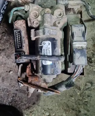 Renault Laguna I ABS Pump 7700824335 56TE2AAY1 10020200474