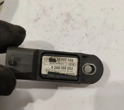 Renault Megane II Air pressure sensor 8200168253