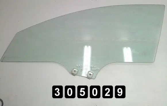 Mazda 3 II Front door window glass four-door
