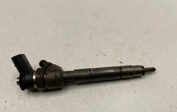 Mercedes-Benz B W245 Fuel injector A6400700787