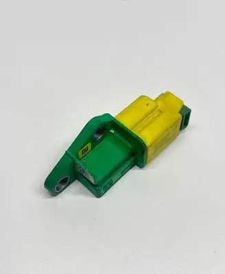 Volkswagen Touran I Airbag deployment crash/impact sensor 5M0909606A 5WK43655