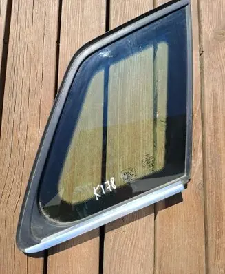 Audi Q4 e-tron Rear side window 89A845298DE