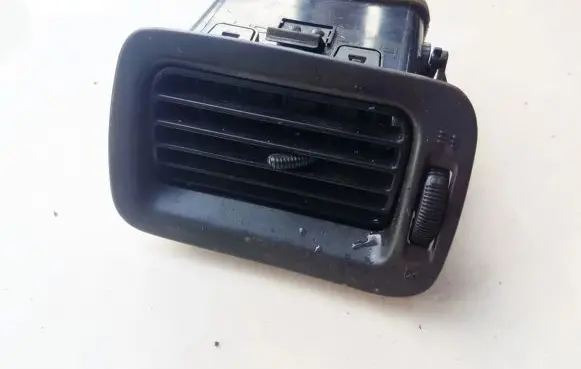 Subaru Forester SF Dash center air vent grill E4515161100 E451-5161-100