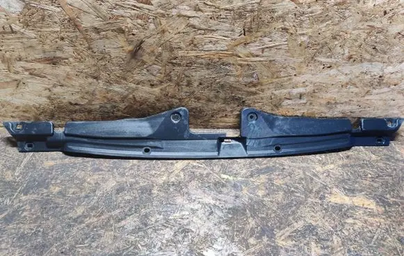 Honda CR-V Radiator trim 71123SKNE000