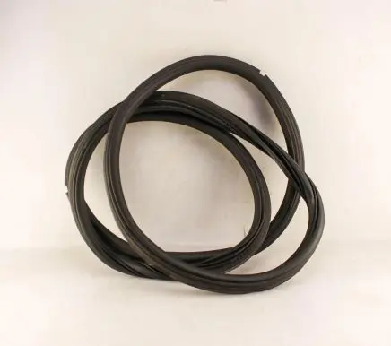 Ford Kuga III Trunk rubber seal (body) 