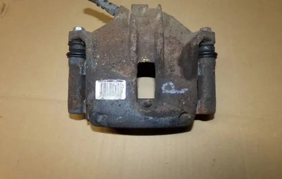 Peugeot 2008 II Front brake caliper