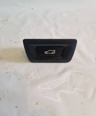 BMW 5 F10 F11 Tailgate/boot open switch button 9275119 MEGC4F