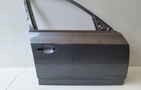BMW X3 E83 Front door