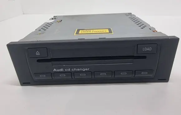 Audi A4 S4 B7 8E 8H CD/DVD changer 8E0035111C