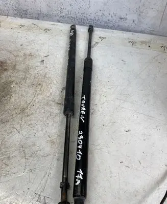 Volkswagen Touran III Tailgate/trunk strut/damper 5ta827550e