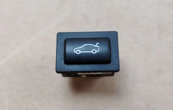 BMW 3 E90 E91 Tailgate opening switch 920031602