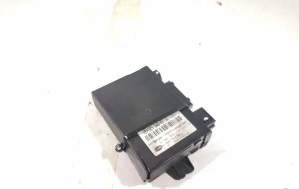 Mercedes-Benz CLK A209 C209 Tow bar trailer control unit/module 0295456732