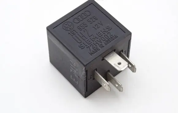 Volkswagen Golf II Other relay 191955529