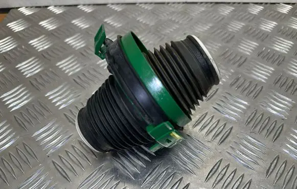 Mercedes-Benz C W205 Steering tie rod boot A2054620096