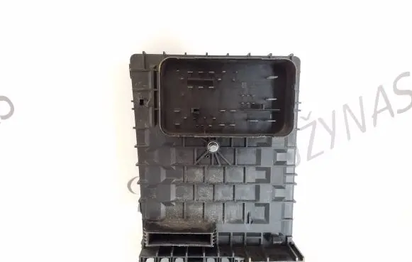Audi A3 S3 8P Fuse module 1K0937125A 017183071