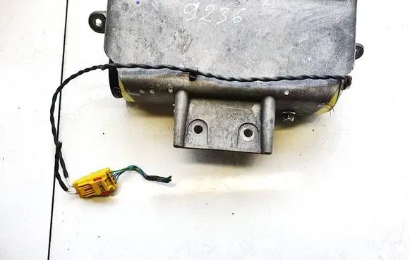 Chrysler Pacifica Passenger airbag p04680900ab 5206511