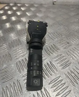 Nissan Navara D40 Indicator stalk 14425