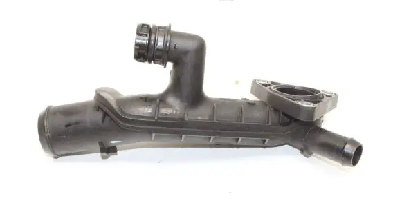 Ford Focus Thermostat housing 