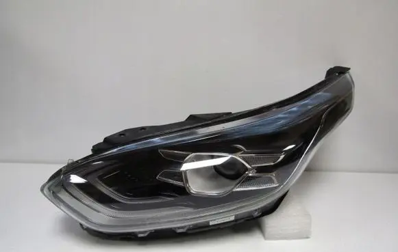 KIA Ceed Headlight/headlamp J7921-22050