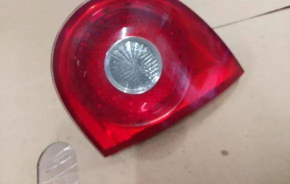 Volkswagen Golf V Tailgate rear/tail lights 1K6945094J