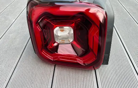 Jeep Renegade Rear/tail lights 52087957 20480101 EEP520MCA