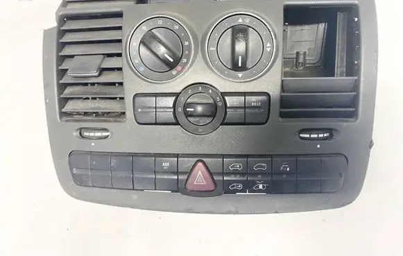 Mercedes-Benz Vito Viano W639 Climate control unit a639680007