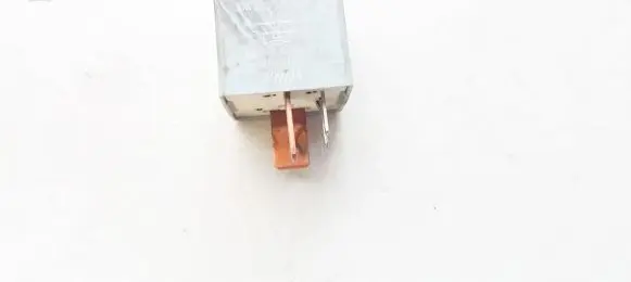 Volkswagen PASSAT B4 Other relay 357911253 50237003