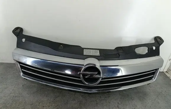 Opel Astra H Front grill 