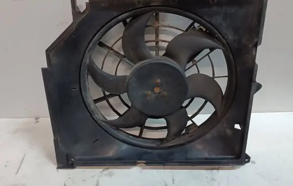 BMW 3 E46 Electric radiator cooling fan 155995438