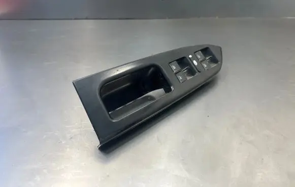 Volkswagen Touran I Electric window control switch 1K4959857