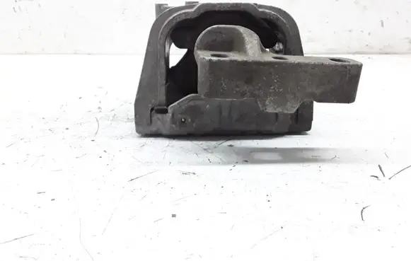 Volkswagen Golf Plus Engine mount bracket 1K0199262AS