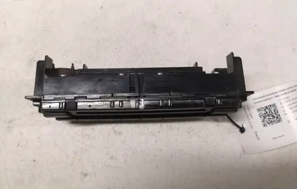 Volkswagen PASSAT B5.5 Climate control unit