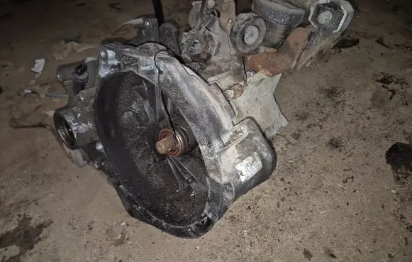 Seat Alhambra (Mk1) Manual 5 speed gearbox DJY