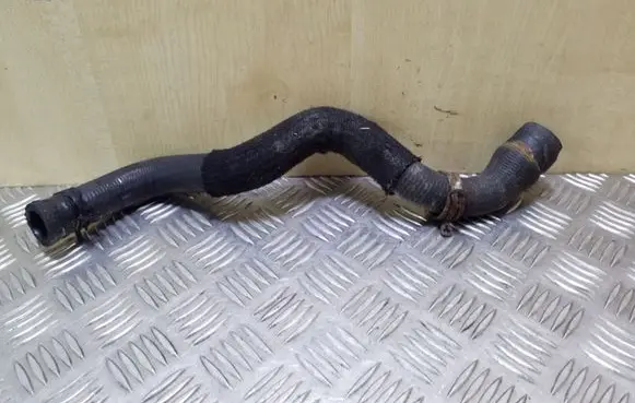 Mazda 3 I Engine coolant pipe/hose