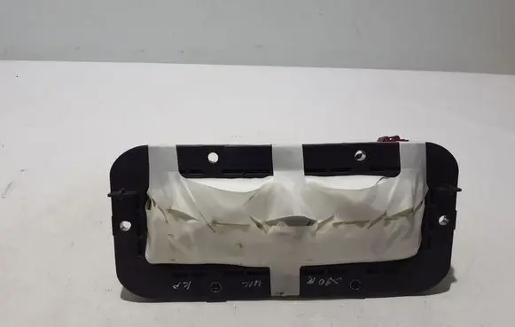 Passenger airbag