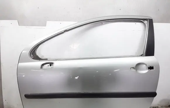 Door (2 Door Coupe)