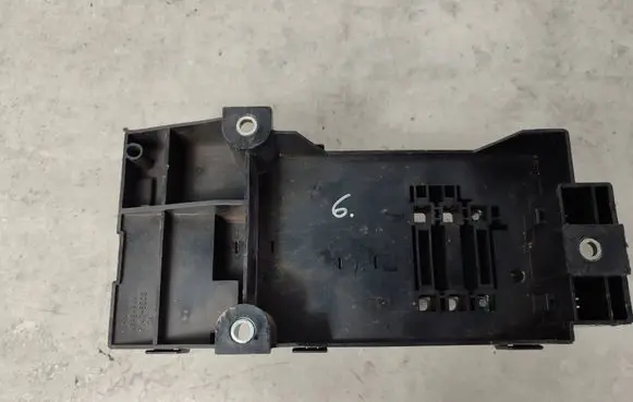 Lexus GS 300 350 430 450H Fuse module 6C290014 G382030010A