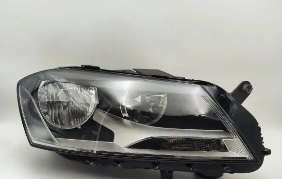 Volkswagen PASSAT B7 Headlight/headlamp 3AB941006 90003373 900033730F1E