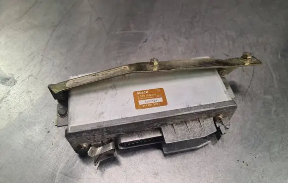 Audi 80 90 B3 ABS control unit/module 0265100037 443907379C 0647416